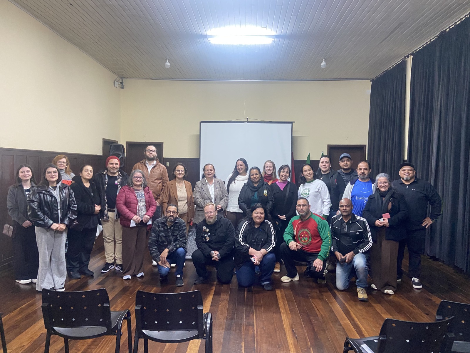 Fundação Cultural de Lages reúne comunidade artística para discutir Conselho Municipal de Cultura