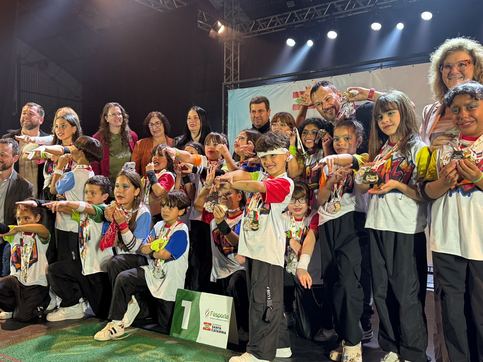 Escola de Artes de Lages conquista quatro premiações no Festival Escolar Dança Catarina