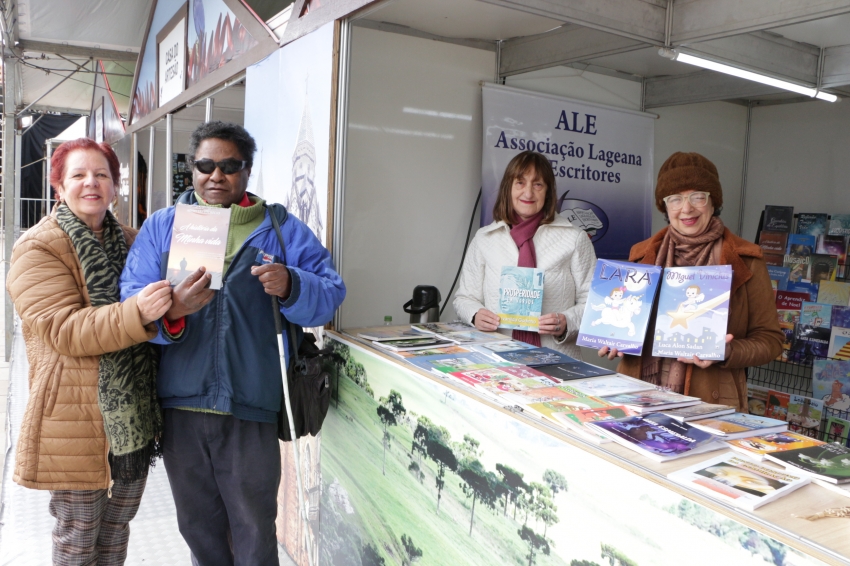 ALE participa do Recanto do Pinhão Aracy Paim