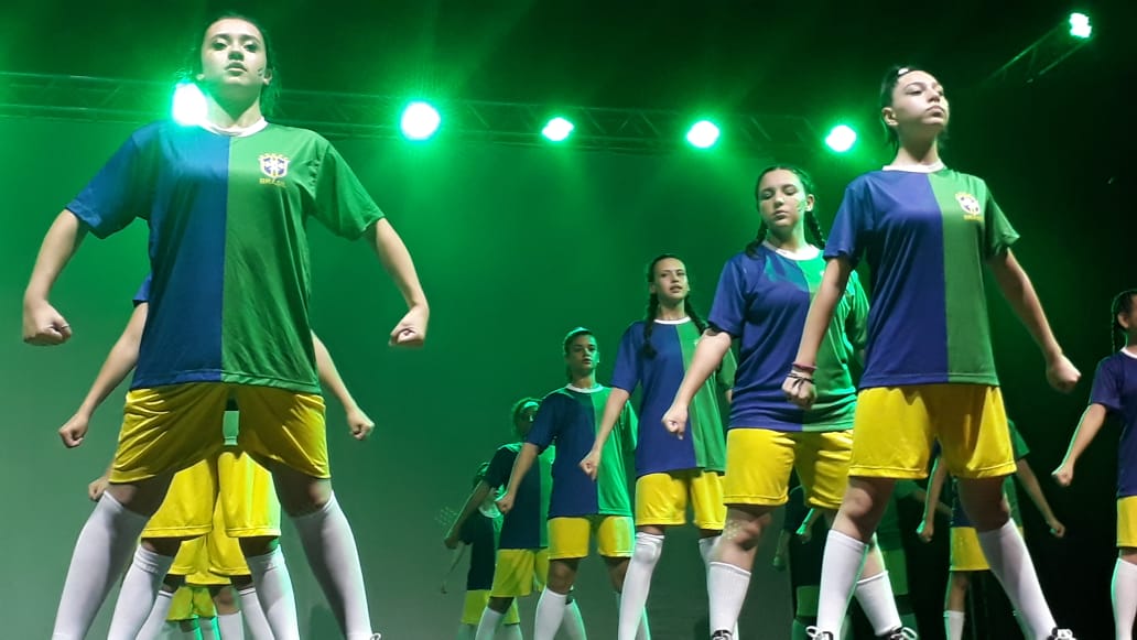 Noite de Centro Serra lotado para as apresentações do Street Dance no “Mostra Artes, Lages”