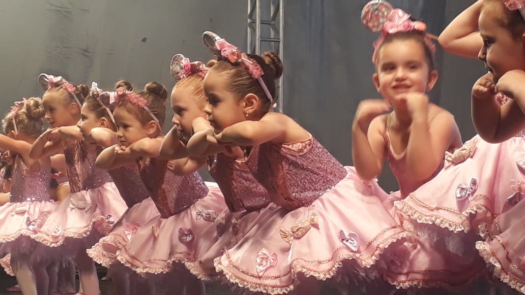Prefeito Ceron prestigia programação desta segunda-feira (5) no Natal Felicidade