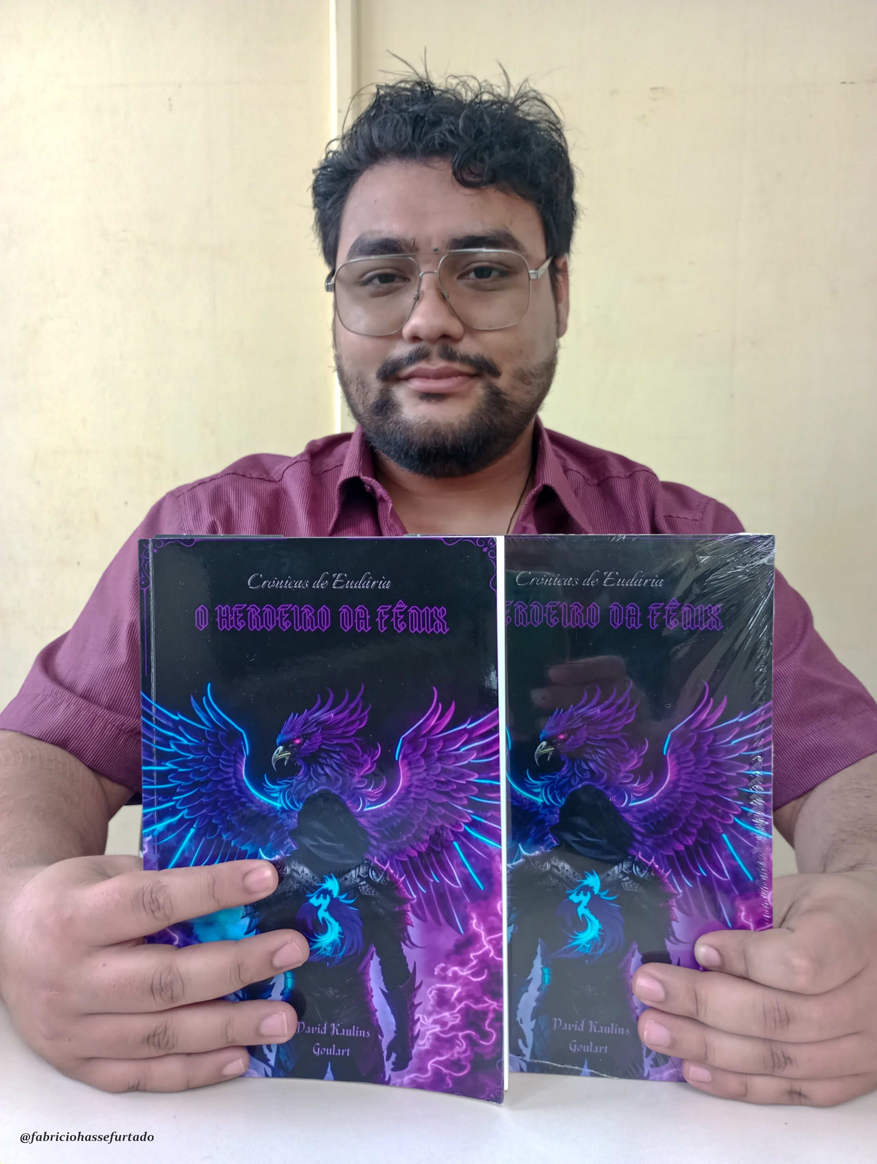 Jovem lageano estreia na literatura Dark Fantasy