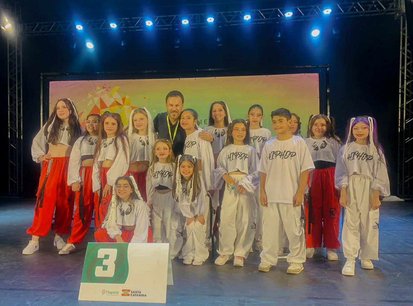 Lages Melhor conquista prêmios no Festival Dança Catarina em Bom Retiro