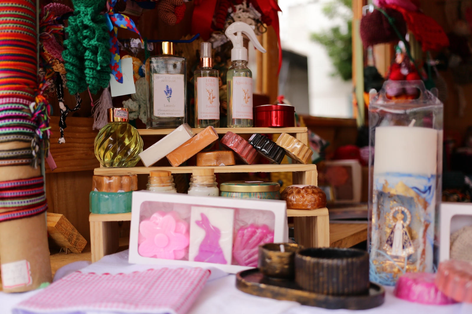 Na semana da Páscoa, Feira de Artesanato da Doce Páscoa movimenta Praça João Costa e valoriza empreendedorismo e produção local